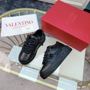 Кроссовки женские Valentino One Stud XL