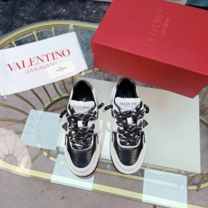 Кроссовки женские Valentino One Stud XL