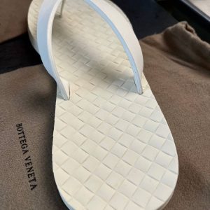 Шлепанцы Bottega Veneta