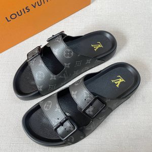 Шлепанцы Louis Vuitton