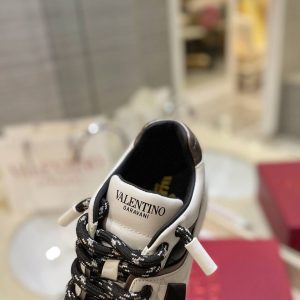 Кроссовки женские Valentino One Stud XL