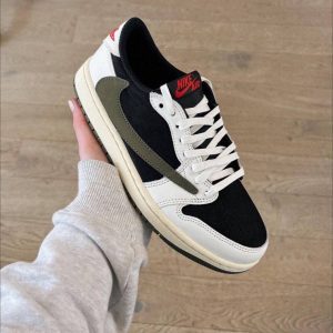 Кроссовки Nike Travis Scott Air Jordan 1 Low Olive