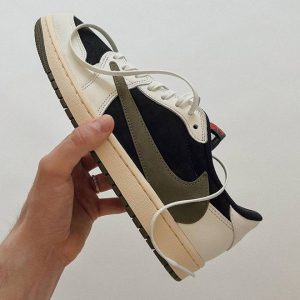 Кроссовки Nike Travis Scott Air Jordan 1 Low Olive