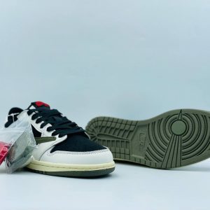 Кроссовки Nike Travis Scott Air Jordan 1 Low Olive