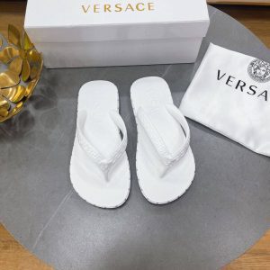 Шлепанцы Versace