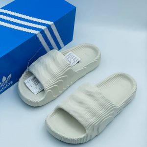 Шлепанцы Adidas Adilette 22