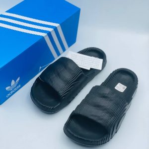 Шлепанцы Adidas Adilette 22