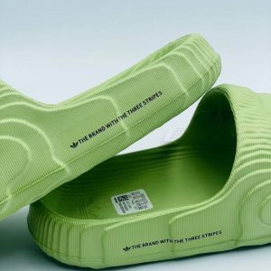 Шлепанцы Adidas Adilette 22