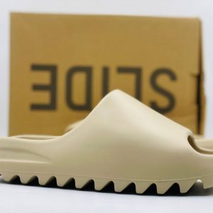 Шлепанцы Adidas Yeezy Slide