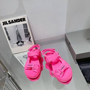 Сандалии Balenciaga Tourist