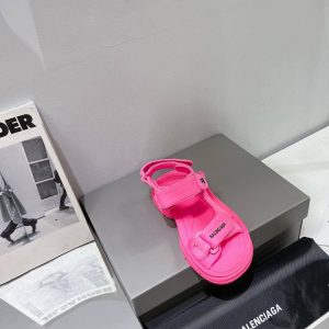 Сандалии Balenciaga Tourist