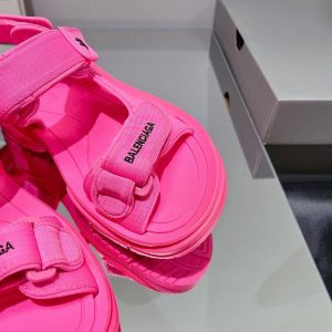 Сандалии Balenciaga Tourist