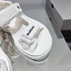 Сандалии Balenciaga Tourist