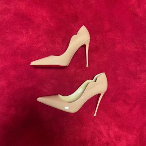 Туфли Christian Louboutin Hot Chick 100