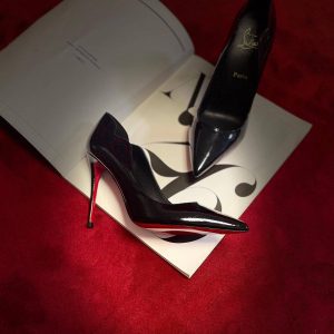 Туфли Christian Louboutin Hot Chick 100