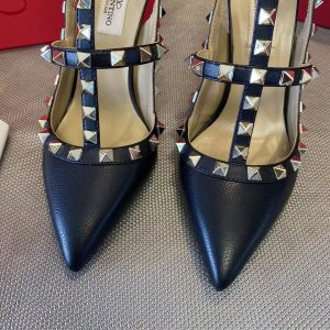 Туфли женские Valentino Garavani Rockstud