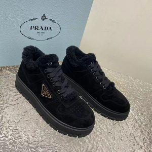 Ботинки зимние Prada