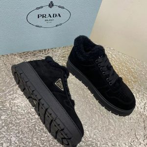 Ботинки зимние Prada