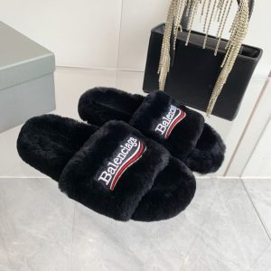 Шлепанцы Balenciaga