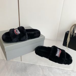 Шлепанцы Balenciaga