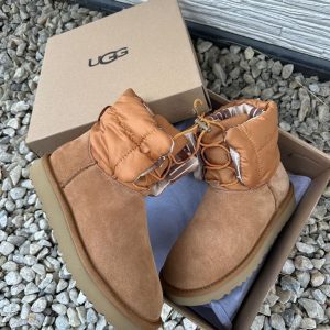 Ботинки UGG