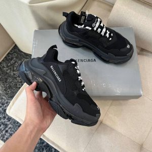 Кроссовки Balenciaga Triple