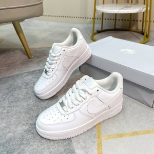 Кроссовки Nike Air Force 1