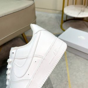 Кроссовки Nike Air Force 1