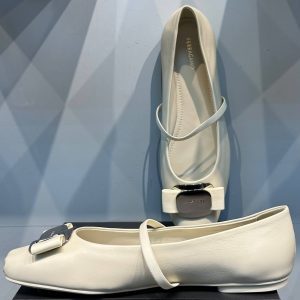 Туфли женские Salvatore Ferragamo