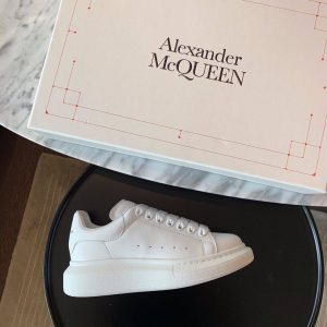 Кроссовки женские Alexander McQueen