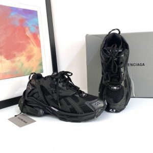 Кроссовки Balenciaga RUNNER