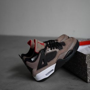 Кроссовки Nike Jordan 4