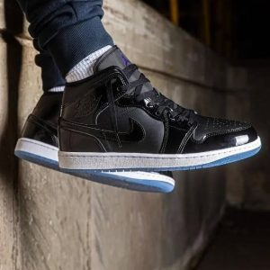 Кроссовки Nike Jordan 1 Mid «Space Jam»