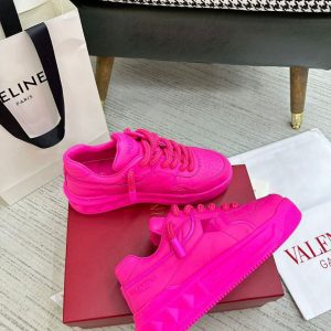 Кроссовки женские Valentino One Stud XL