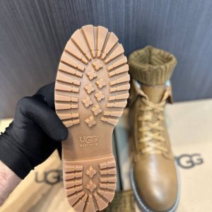 Ботинки UGG