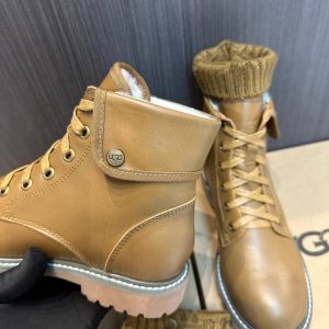 Ботинки UGG