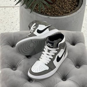 Кроссовки Nike Air Jordan