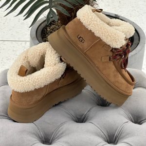 Ботинки UGG