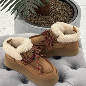 Ботинки UGG