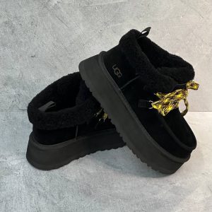 Ботинки UGG