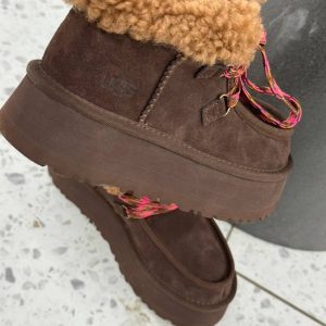 Ботинки UGG