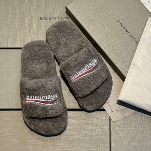 Шлепанцы Balenciaga