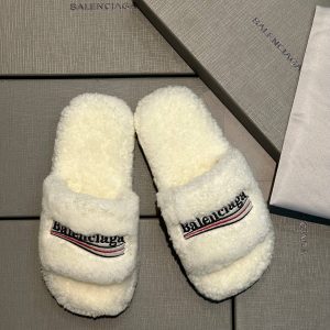 Шлепанцы Balenciaga