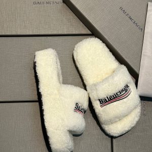 Шлепанцы Balenciaga