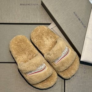 Шлепанцы Balenciaga