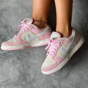 Кроссовки Nike SB Dunk Low Retro