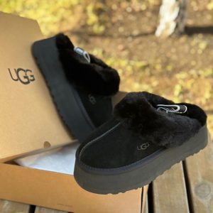 Сабо UGG