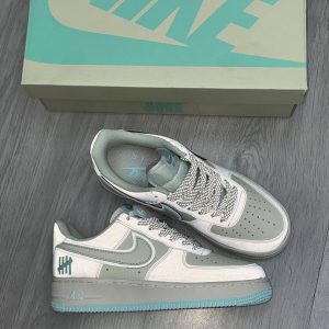 Кроссовки Nike Air Force 1