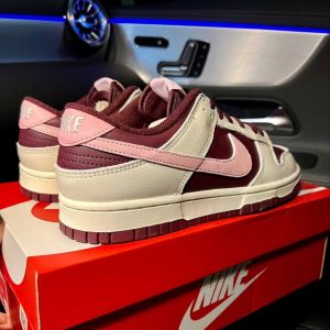 Кроссовки Nike SB Dunk Low Retro