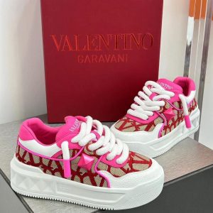 Кроссовки женские Valentino One Stud